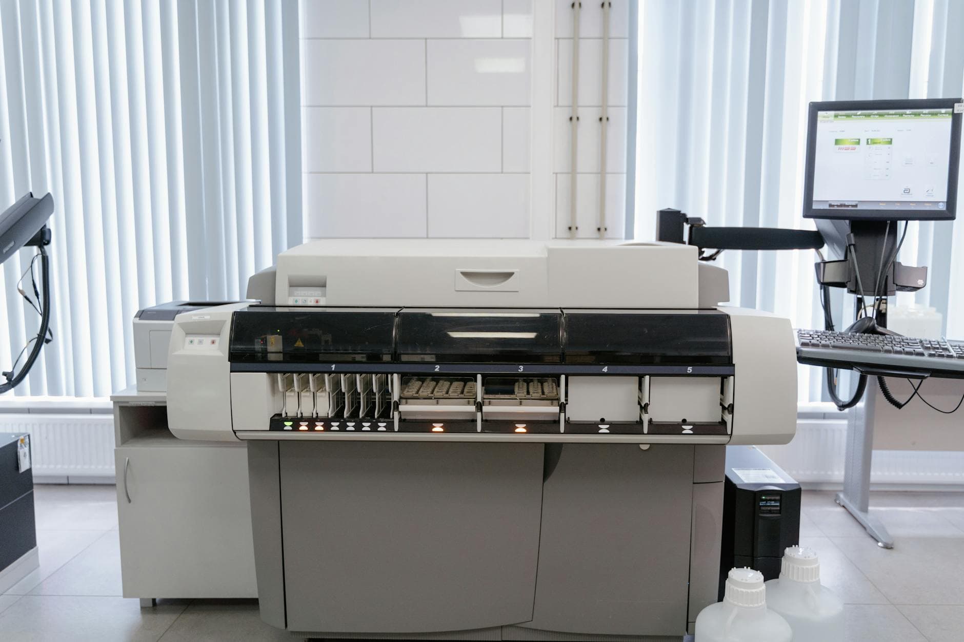 Color printing press producing prints